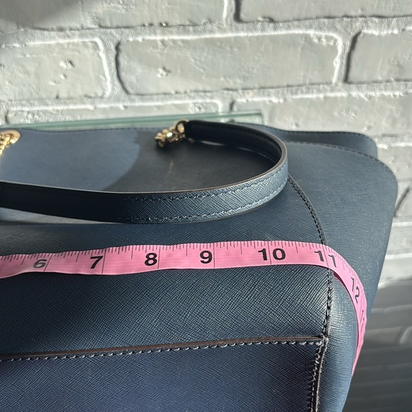 Michael Kors Navy Blue Tote bag and shoulder bag - Picture 8 of 12